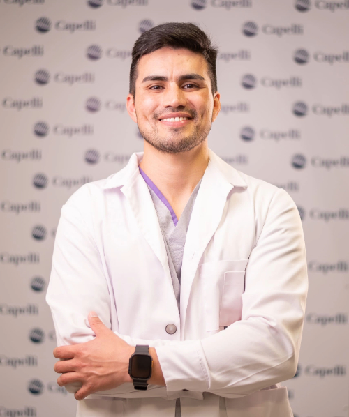 Dr. Matías Alcaraz - Especialista en Recuperación Capilar